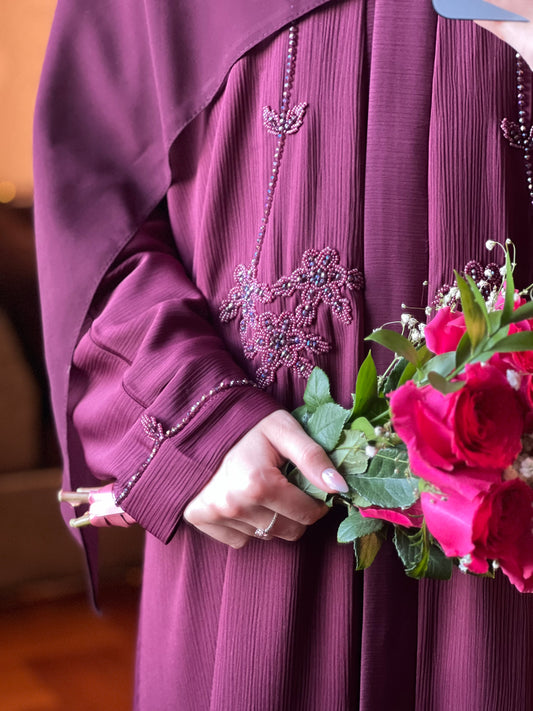 Amal open abaya with hijab in pink raspberry
