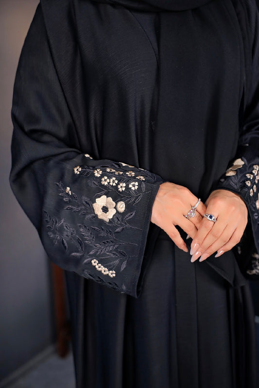 Amira open (closed) Abaya with hijab