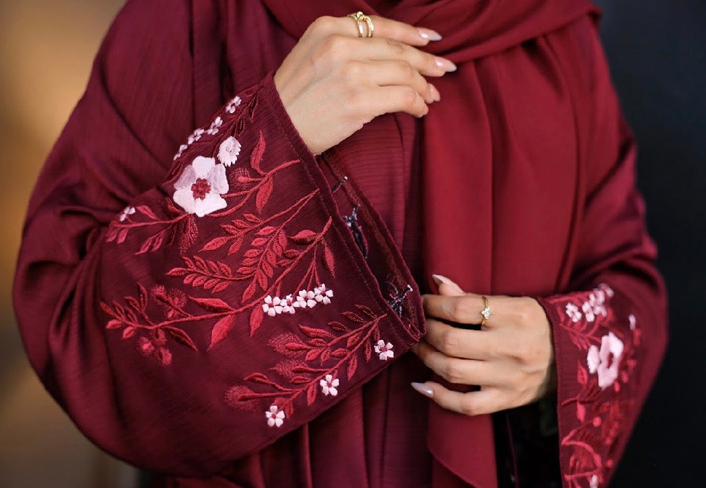 Amira open (closed) Abaya with hijab