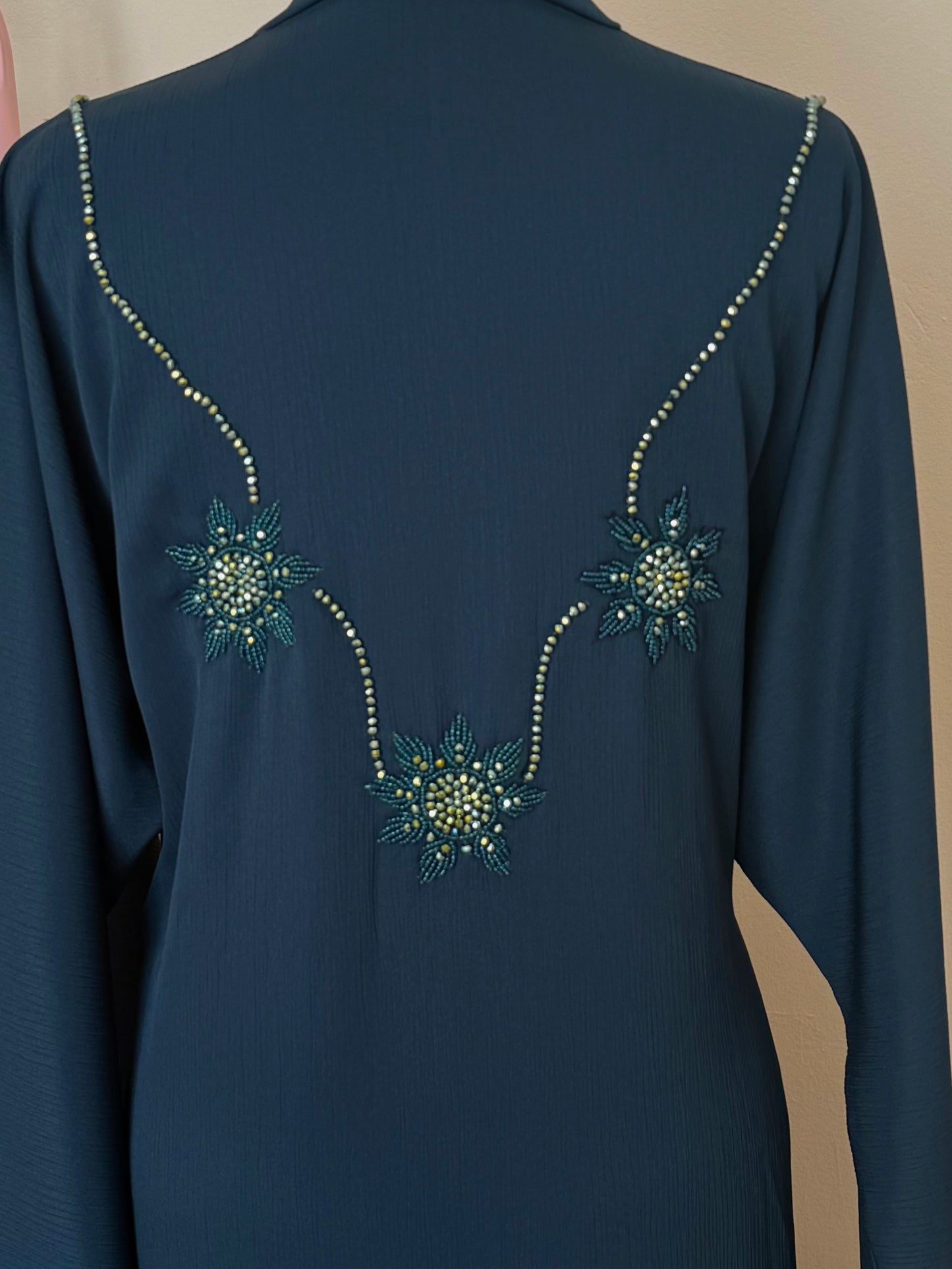 Noor handmade Abaya