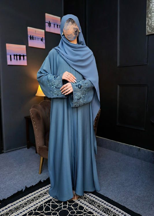 Amira open (closed) Abaya with hijab