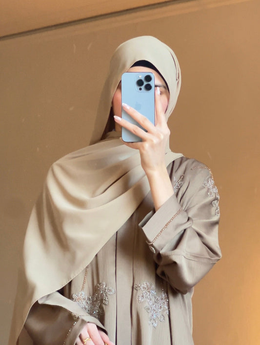 Amal open Abaya with hijab in Desert